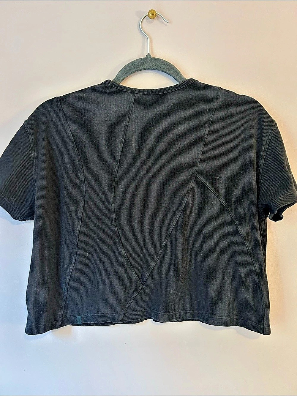 Lululemon Cropped Ribbed Tee - Picture 2 of 3